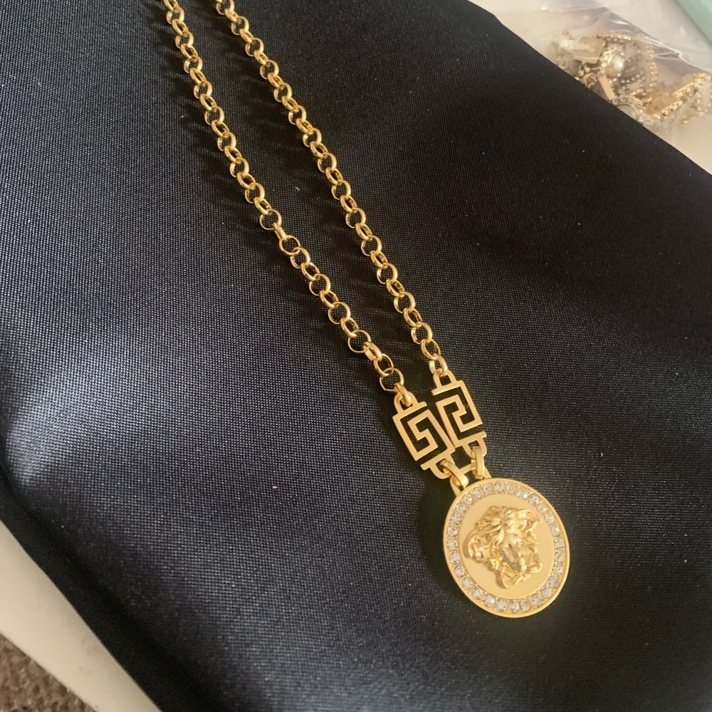 New Quality Gold Medallion Necklace with Greek Key Design